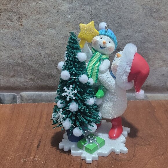 Hallmark Trimming The Tree Making Memories 2008 Christmas Tree Ornament - Picture 4 of 13